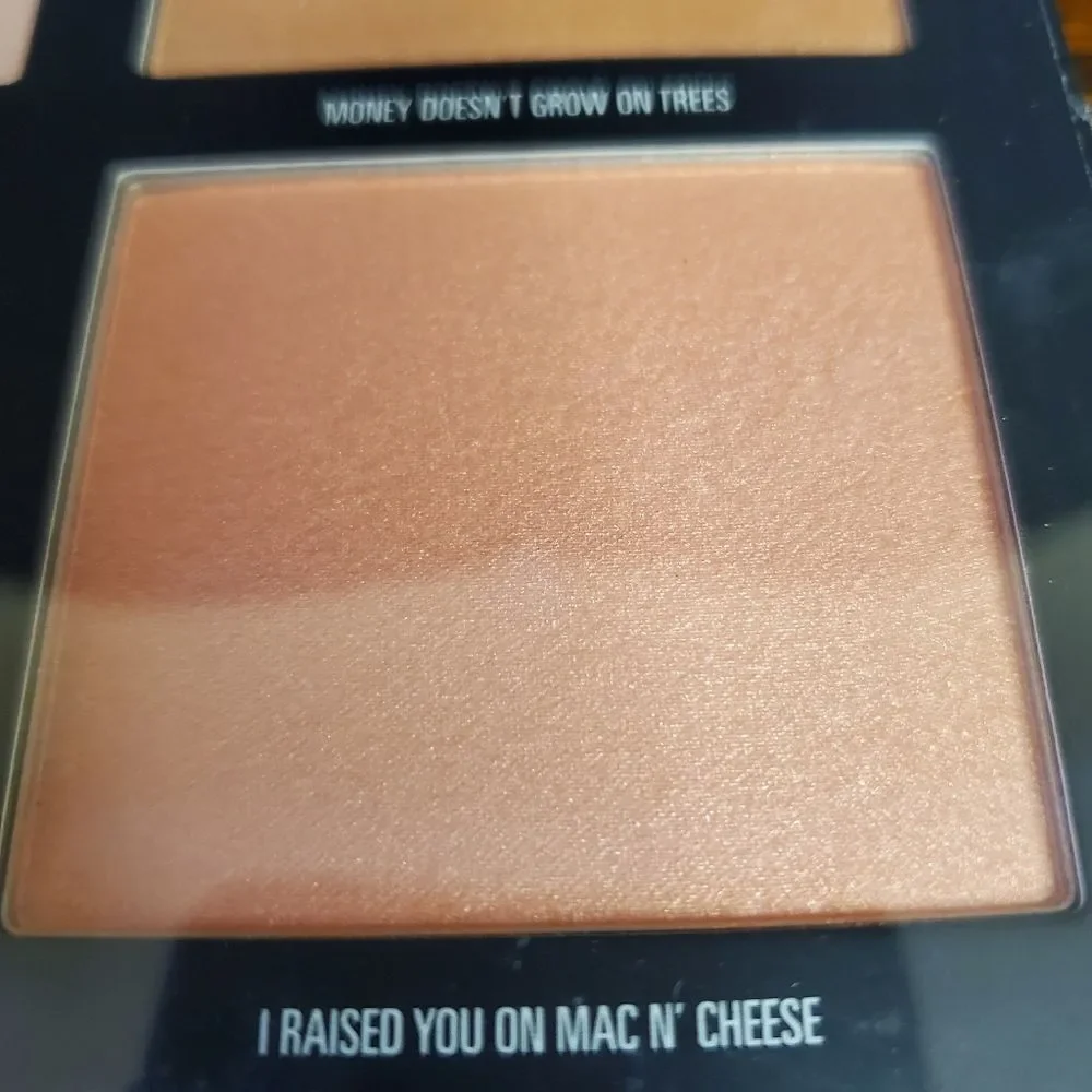 Kylie Jenner Collection Pressed Powder Palette NEW